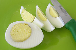 żółtko jaja kurzego gotowane