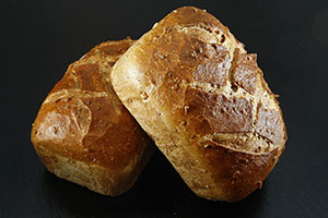 domowy biały chleb z mąki do automatu