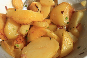 ziemniaki smażone na kaczym tłuszczu