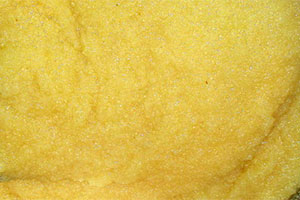 polenta lub kaszka kukurydziana gotowana niesolona